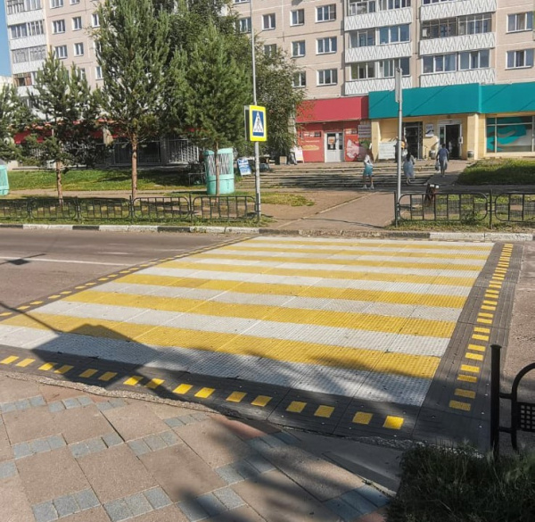 Приподнятый пешеходный переход ПИН (заезд окрас в массе/сверху) высотой 58 мм